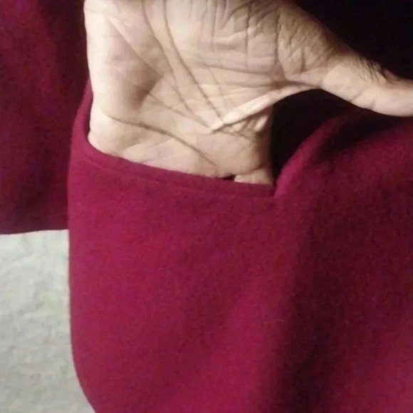 Requirements Woman Red  Wool Coat Size 10 - Picture 4 of 12